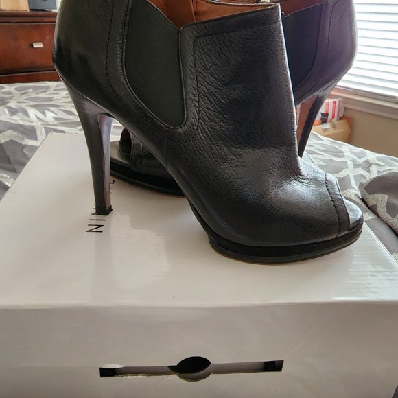Nine West NWSassy Peep-Toe Ankle Boot - Picture 2 of 5